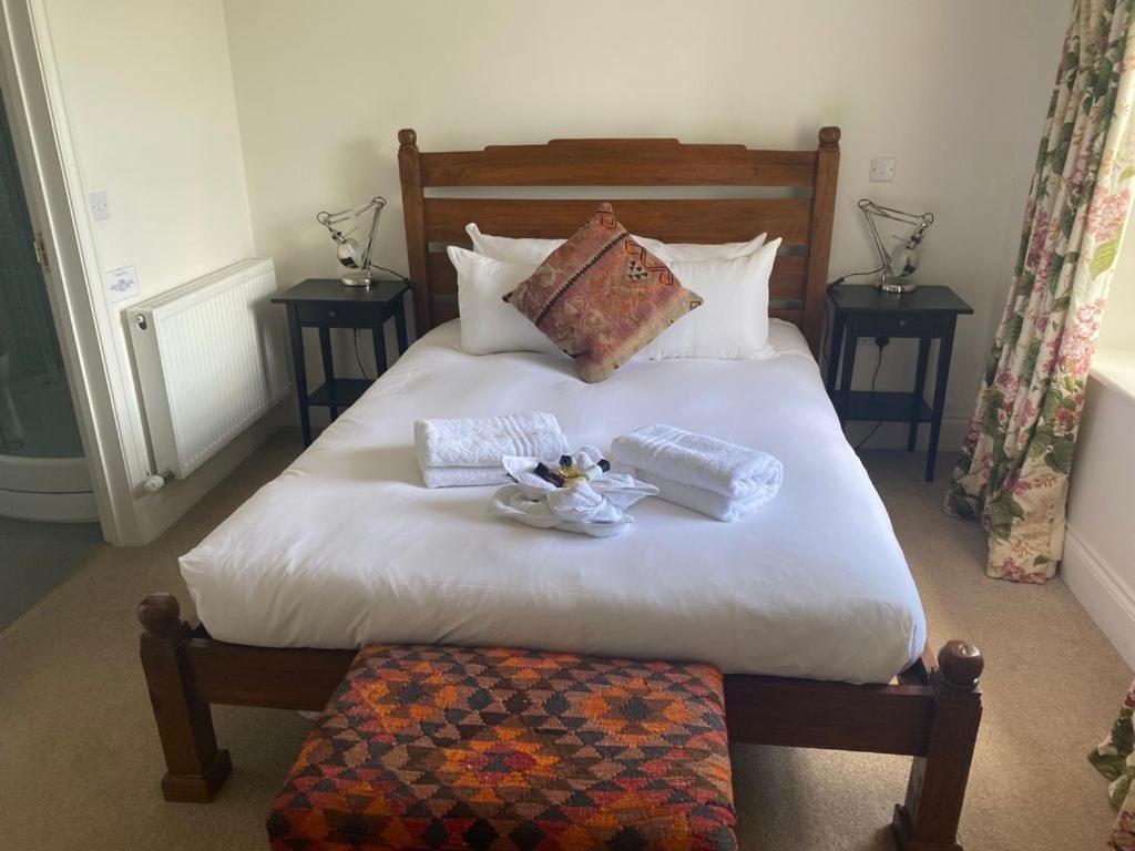 ホテルThe Holford Arms Chalets And Glamping ディドマートン エクステリア 写真