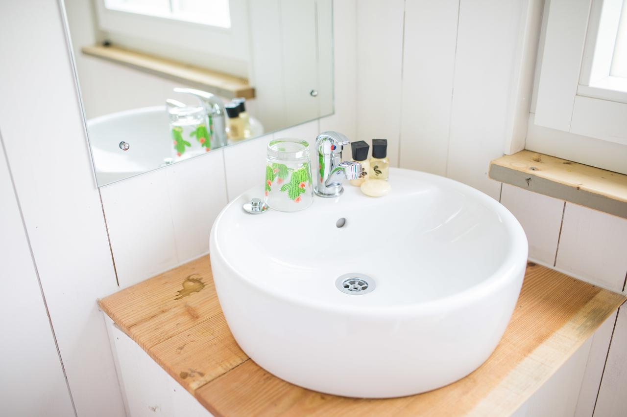 ホテルThe Holford Arms Chalets And Glamping ディドマートン エクステリア 写真