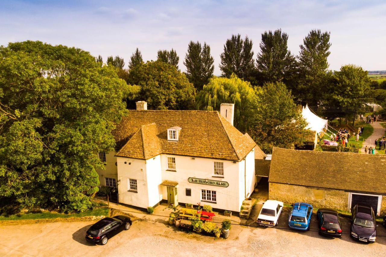 ホテルThe Holford Arms Chalets And Glamping ディドマートン エクステリア 写真